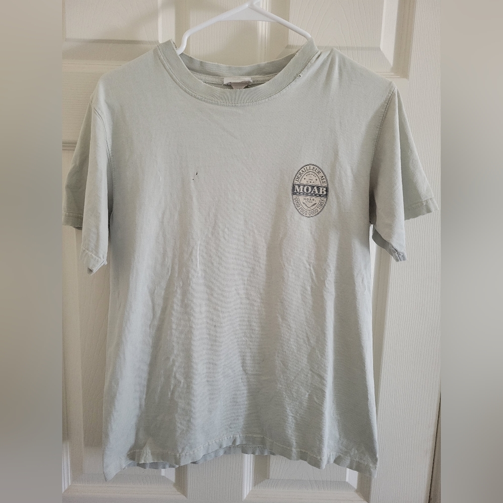 Lot of 4 loved t-shirts